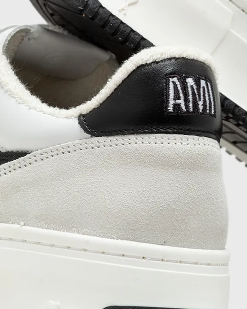 Low Top Ami Arcade Sneakers