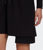 Oversized Black Short