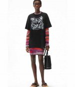 'Bee a Tiger' Oversize Black T-shirt
