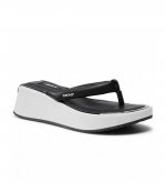 Maeryn Thong Black Sandal