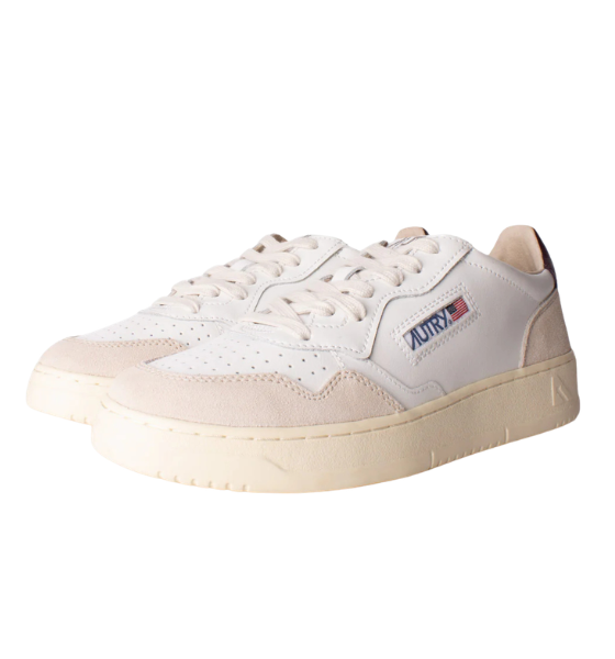 White/Fig Leather Medalist Low Man