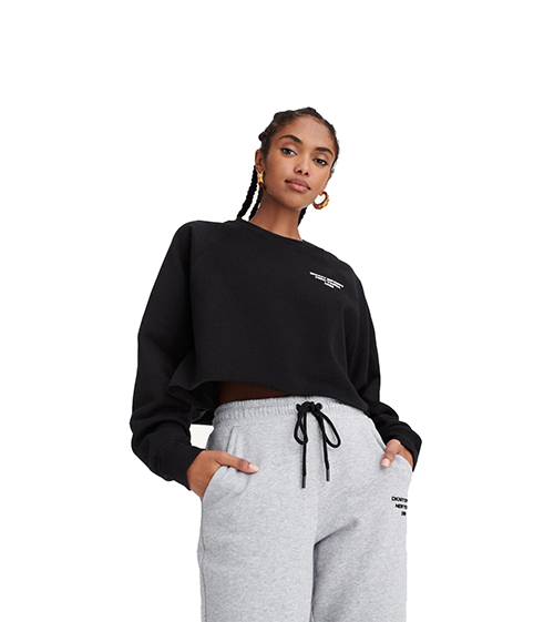 Logo Cropped Black Pullover Sienna