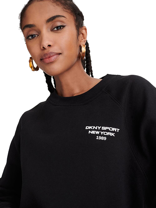 Logo Cropped Black Pullover Sienna