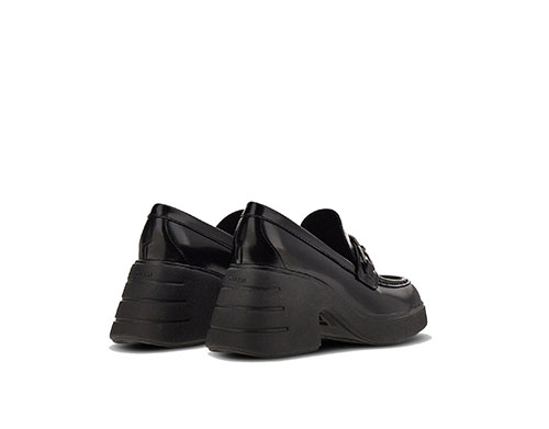 H618 Black Loafers