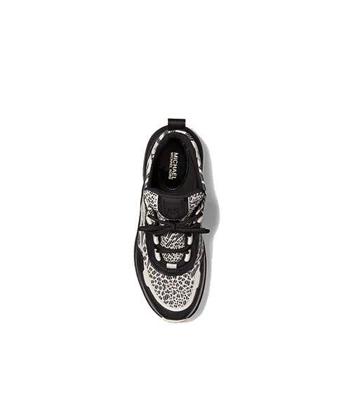 Olympia Black Multi Trainer