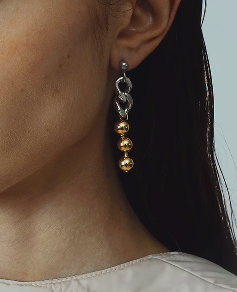 Ball & Chain Gold Earring