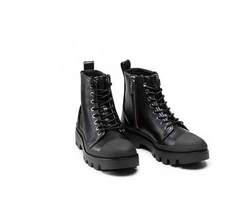 Colin Black Leather Boot