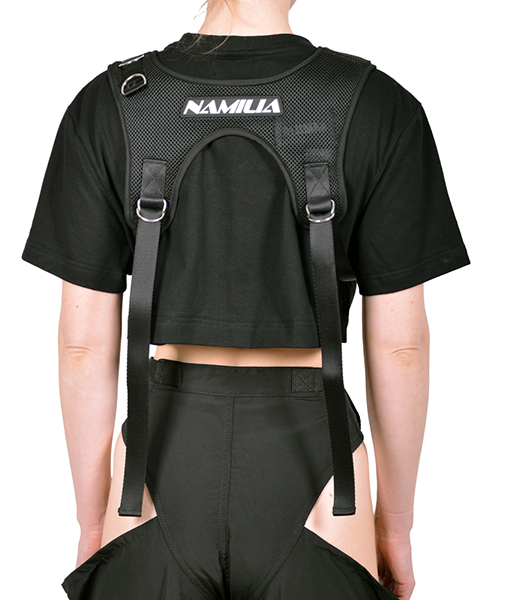 NAMILIA CROP T-SHIRT WITH DETACHABLE CHEST HARNESS