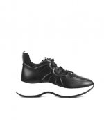 H585 Black Leather Sneakers