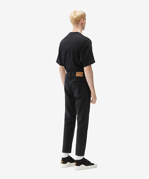 Cropped Black Jeans