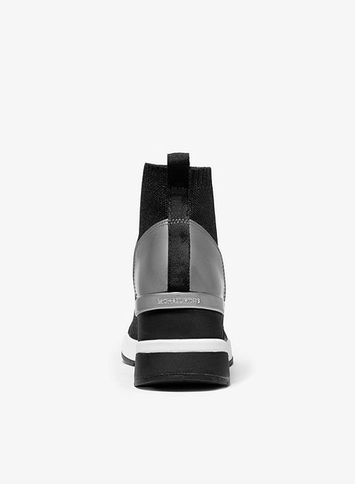 MICHAEL MICHAEL KORS SKYLER LACE UP BOOTIE