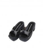 AW Sport Platform Slide