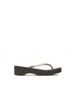 Lilo Brown/ Gold Flip Flop