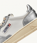 Medalist White/Silver Low Woman