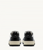 Medalist Low Man Black/White
