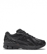 1906D New Balance Black Leather