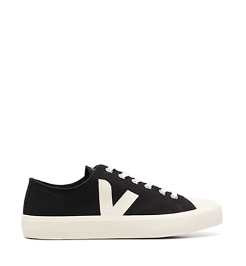 Wata II Low Canvas Black Pierre