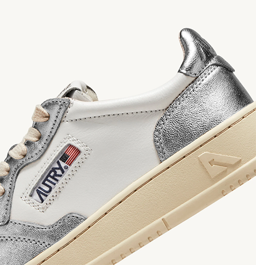 Medalist White/Silver Low Woman
