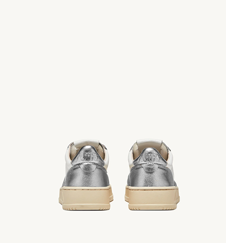 Medalist White/Silver Low Woman