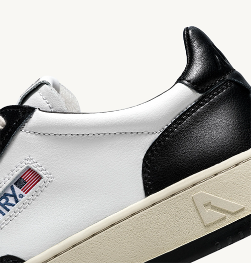 Medalist Low Man Black/White