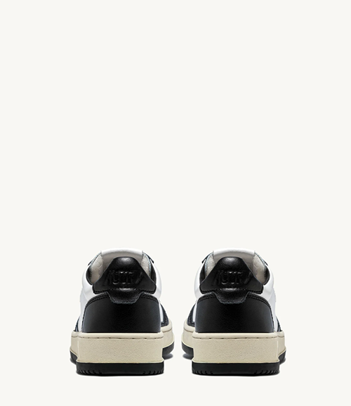 Medalist Low Man Black/White