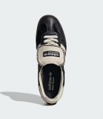 WB Black Pony Tonal Samba