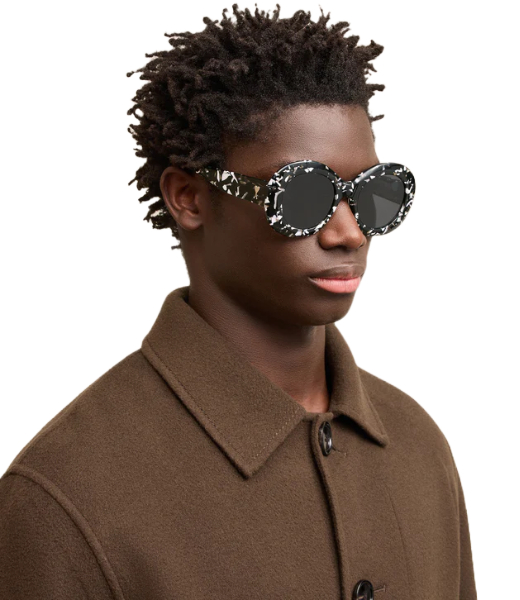 Rounded Ami De Coeur Black/White Sunglasses