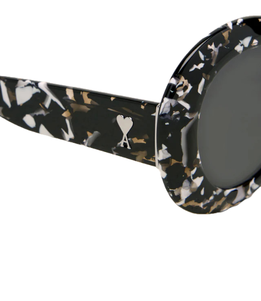 Rounded Ami De Coeur Black/White Sunglasses