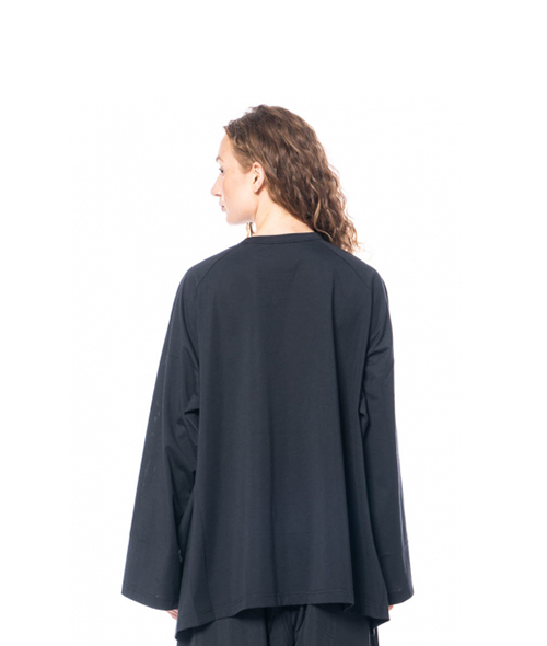 Longsleeve Closure Tee