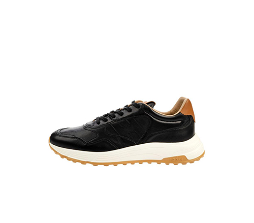 Hyperlight Black Sneakers