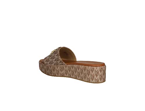 Sadler Wedge