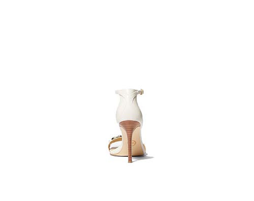 Izzy Sandal
