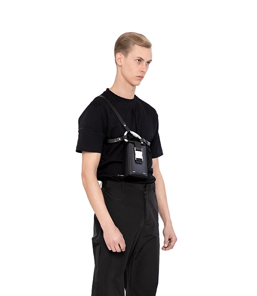 HELIOT EMIL LEATHER CARABINER PHONE SLING