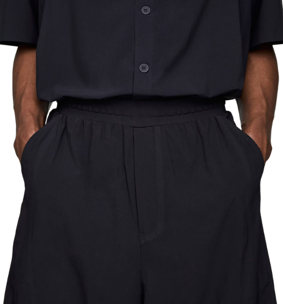 Black M Lt Woven Shorts