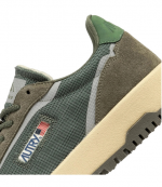 Wildpace Low Man Dragon/Nabuk Schio/Mil Khaki Sneakers