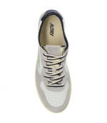 White/Grey/Navy Blue Leather/Suede Medalist Low Man