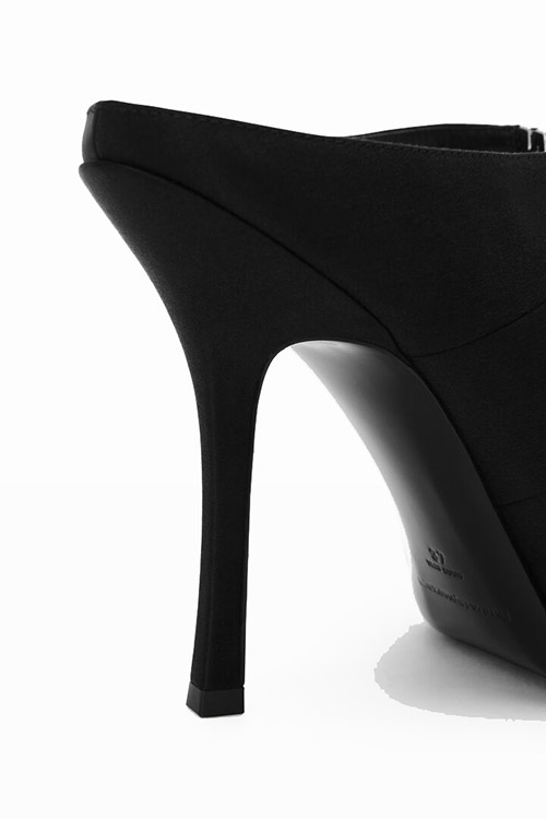 Lolita 105 Black Logo Sandal