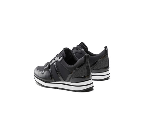 Dash Black Trainer
