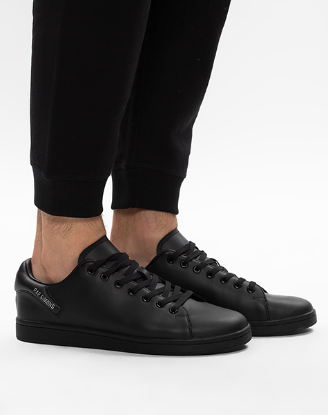 Raf Simons (Runner) Black Orion Low-top Sneakers - calceispennatis.com