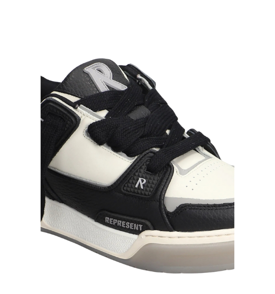 Black/Vintage White Studio Sneaker