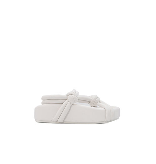 Chunky Mignon Slippers